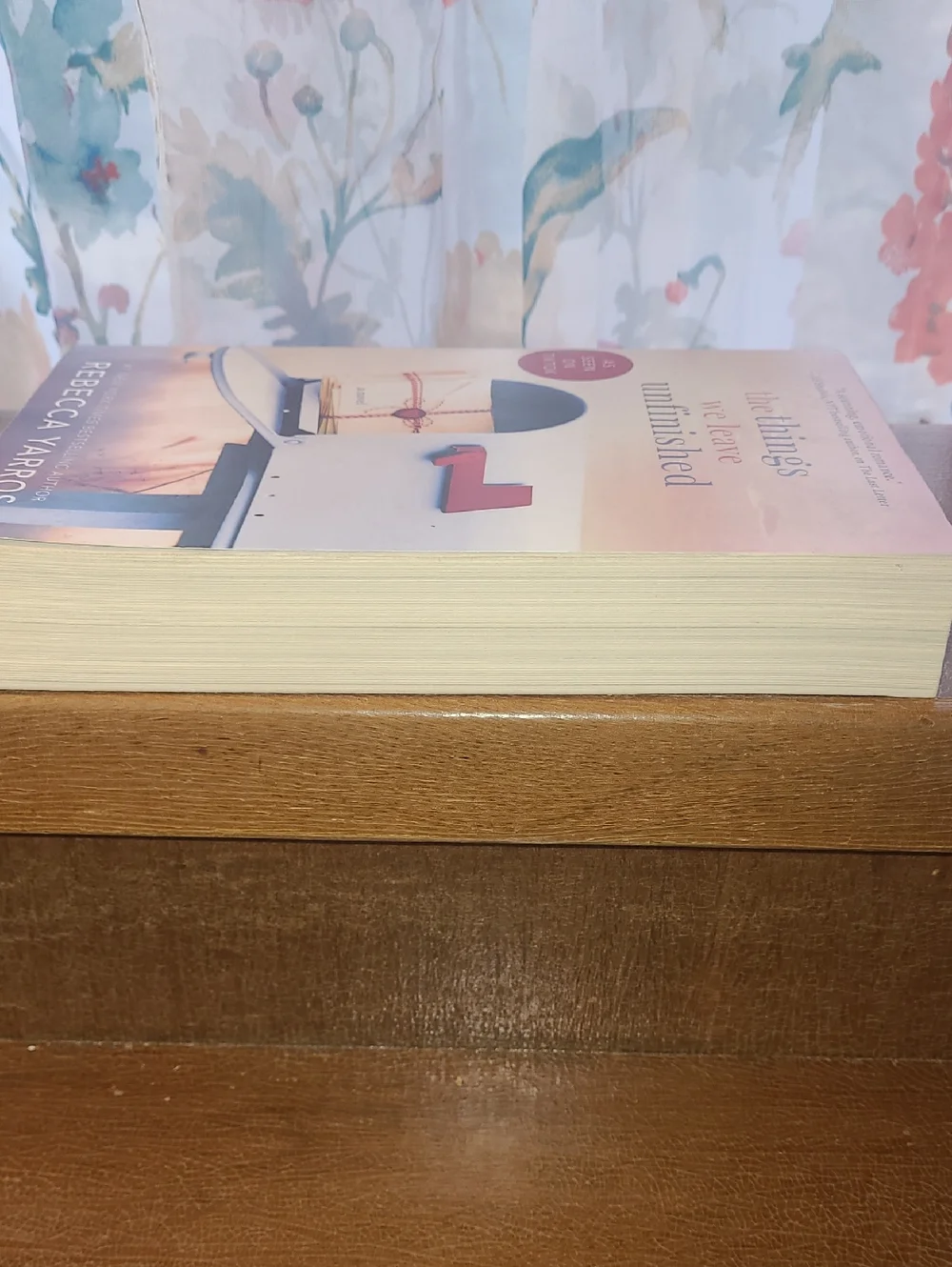 The Things We Leave Unfinished by Rebecca Yarros - Paperback - Picture 5 of 6